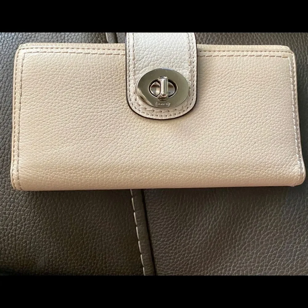 COACH BAG & WALLET
